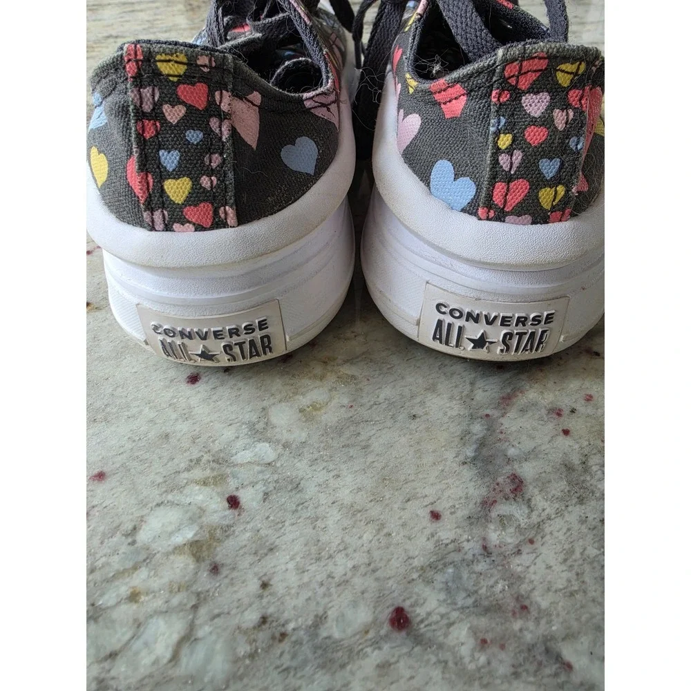 Big kids converse Heart platform Sneakers‎ size 2